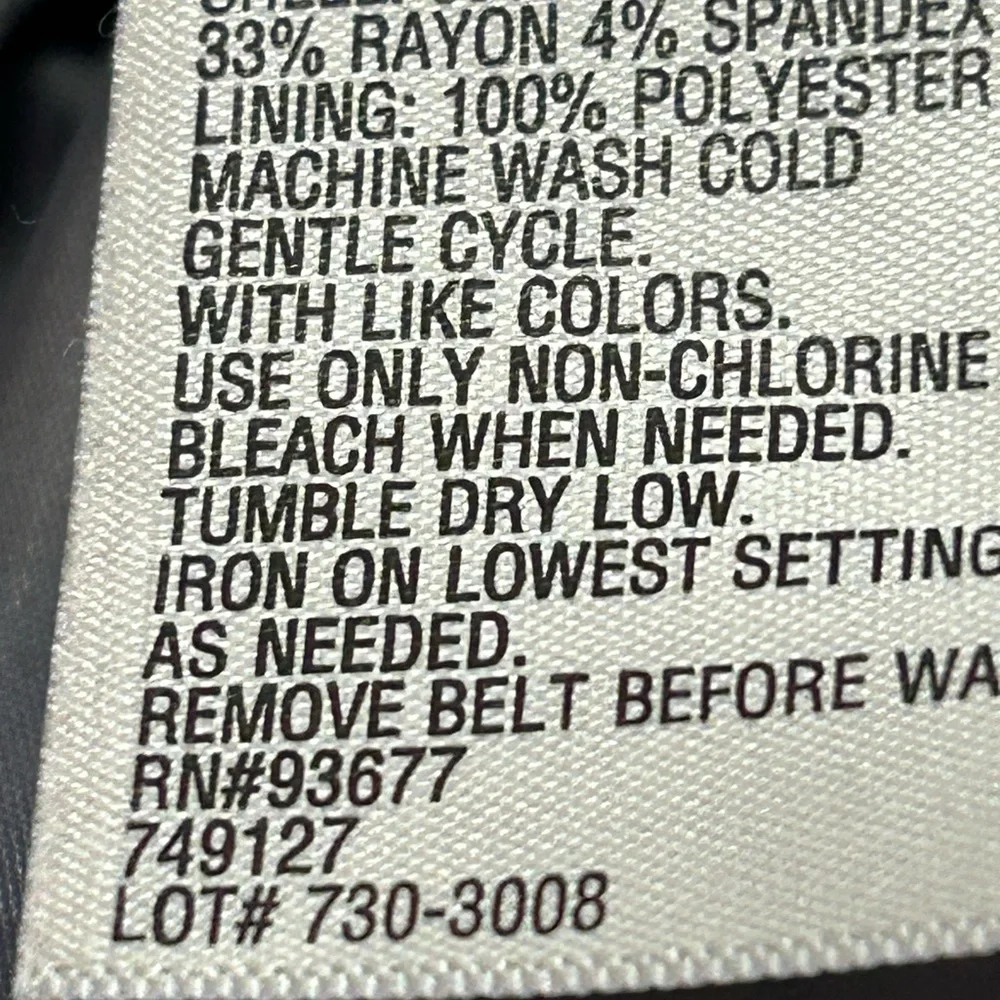 Worthington women’s size‎ 10P A-line skirt with belt